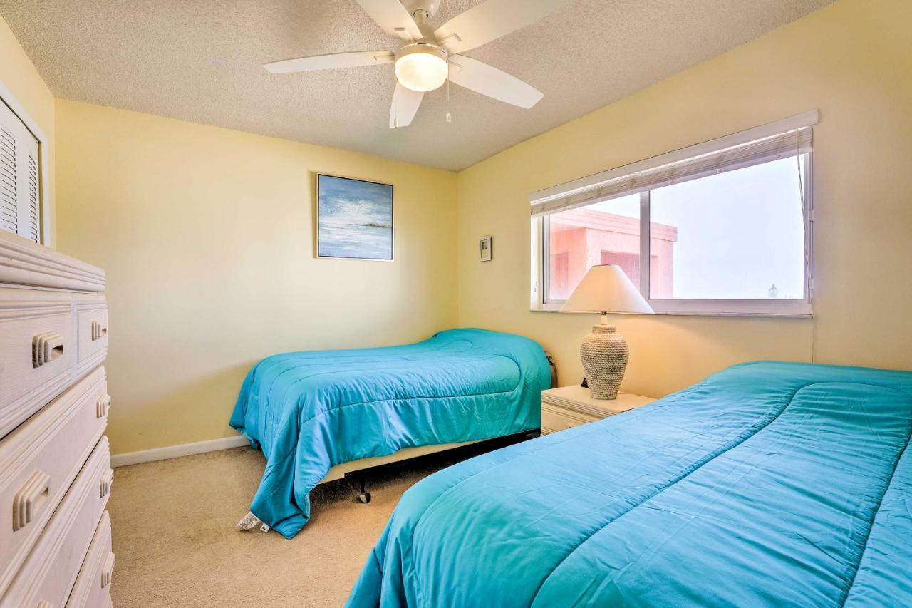 Oceanfront Cocoa Beach Condo With View Walk To Pier ภายนอก รูปภาพ