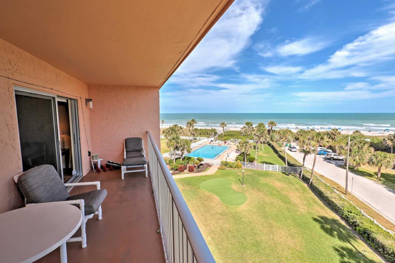Oceanfront Cocoa Beach Condo With View Walk To Pier ภายนอก รูปภาพ
