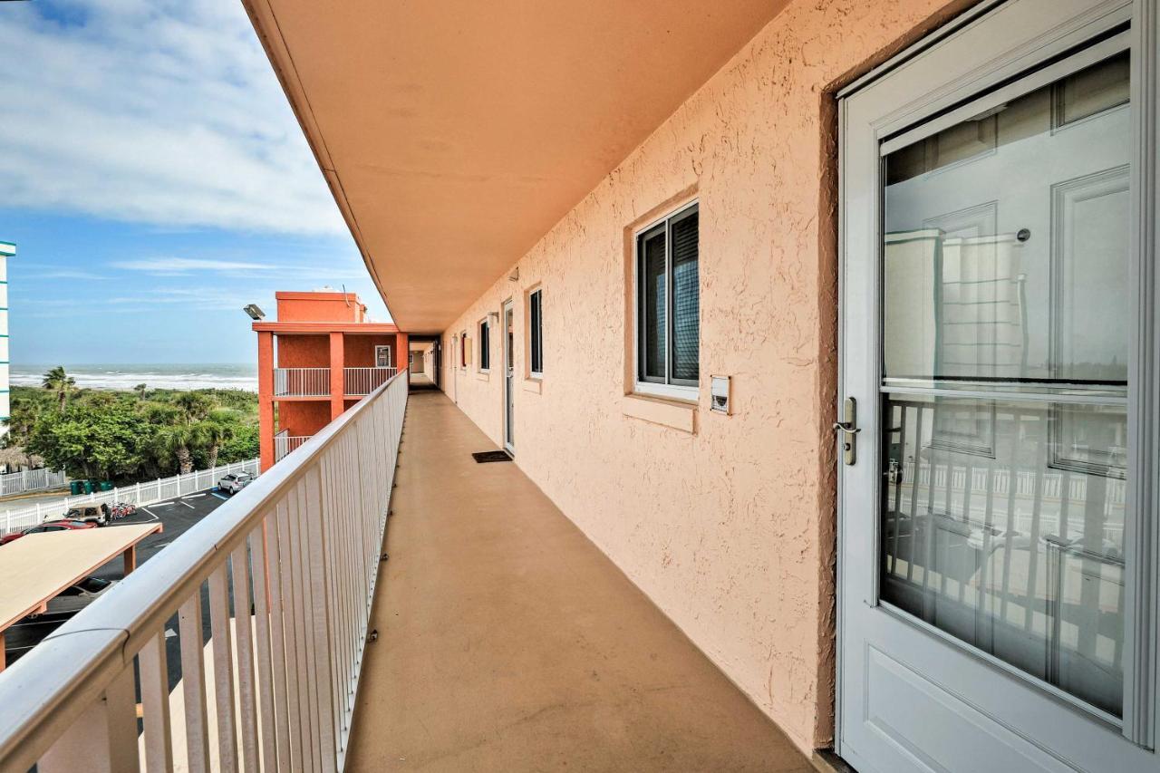 Oceanfront Cocoa Beach Condo With View Walk To Pier ภายนอก รูปภาพ
